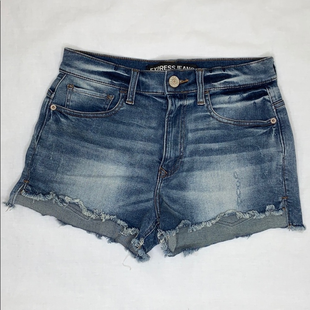 Express Jeans Ultimate Stretch Shortie High Rise